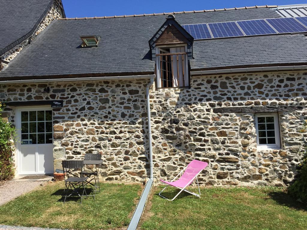 Gites Au Clos Du Lit Saint-Aaron Exteriér fotografie