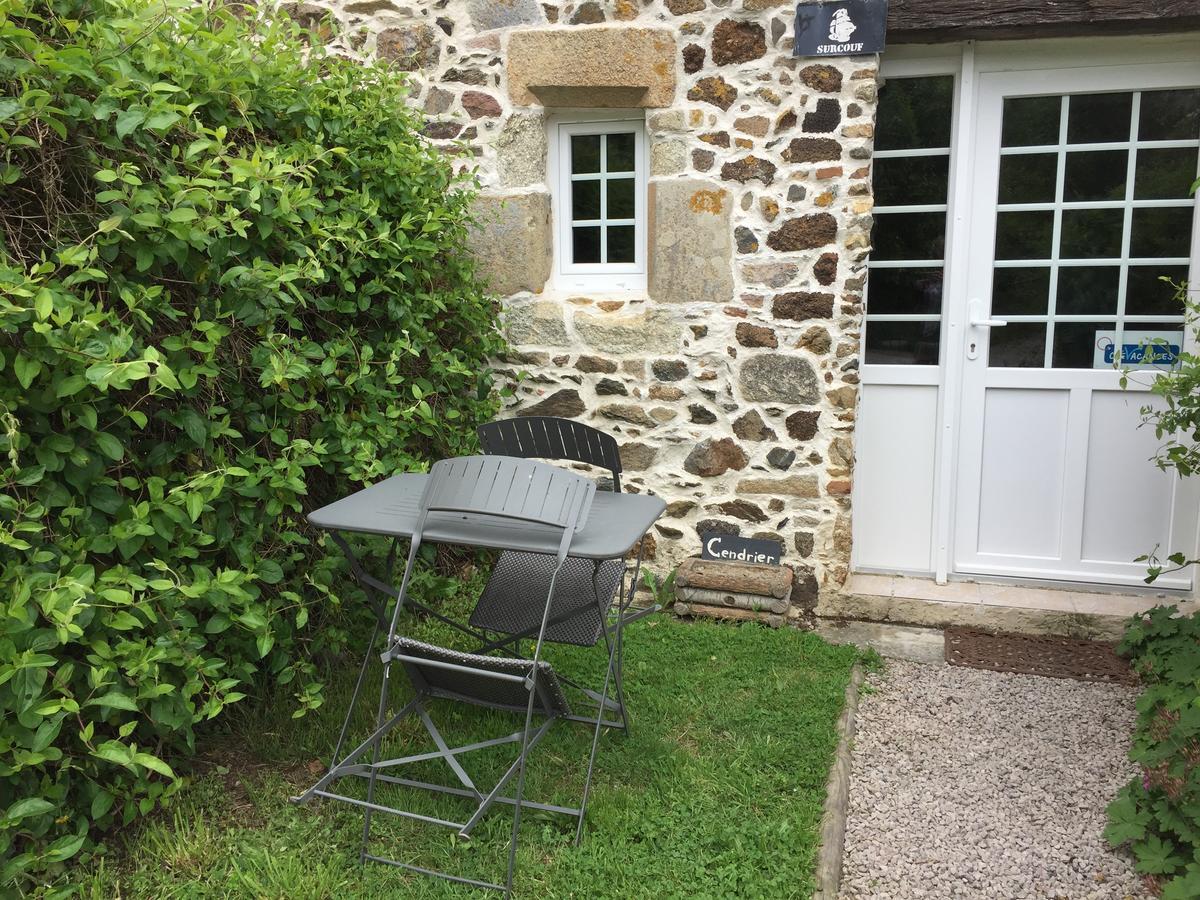 Gites Au Clos Du Lit Saint-Aaron Exteriér fotografie