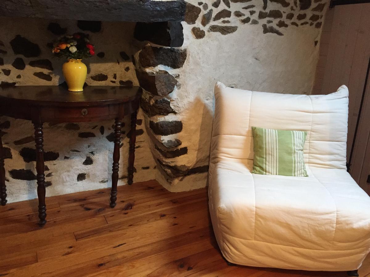 Gites Au Clos Du Lit Saint-Aaron Exteriér fotografie